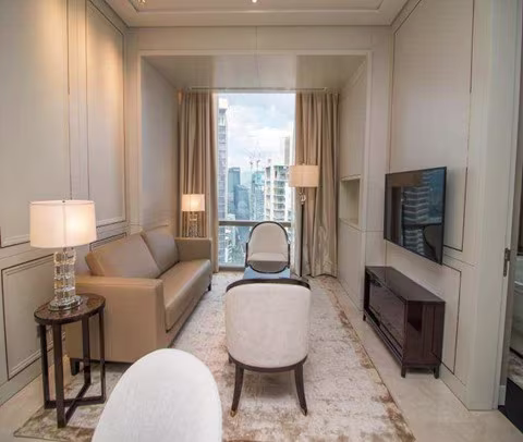 Pavilion Suites, freehold, build up 836sf: living hall view